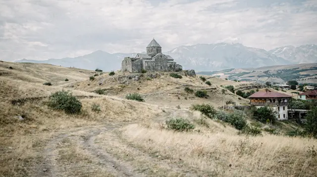 Kazbegi Full-Day Group Tour from Tbilisi